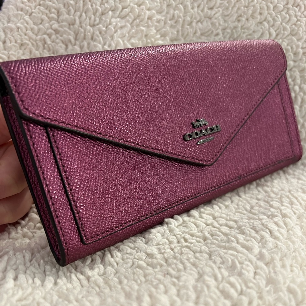 Coach Magenta Women's Wallet Rare Colour